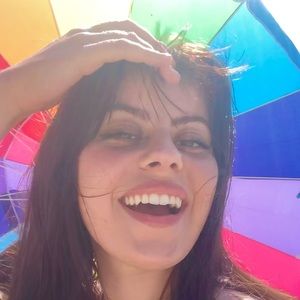 Meet your Posher, Miss